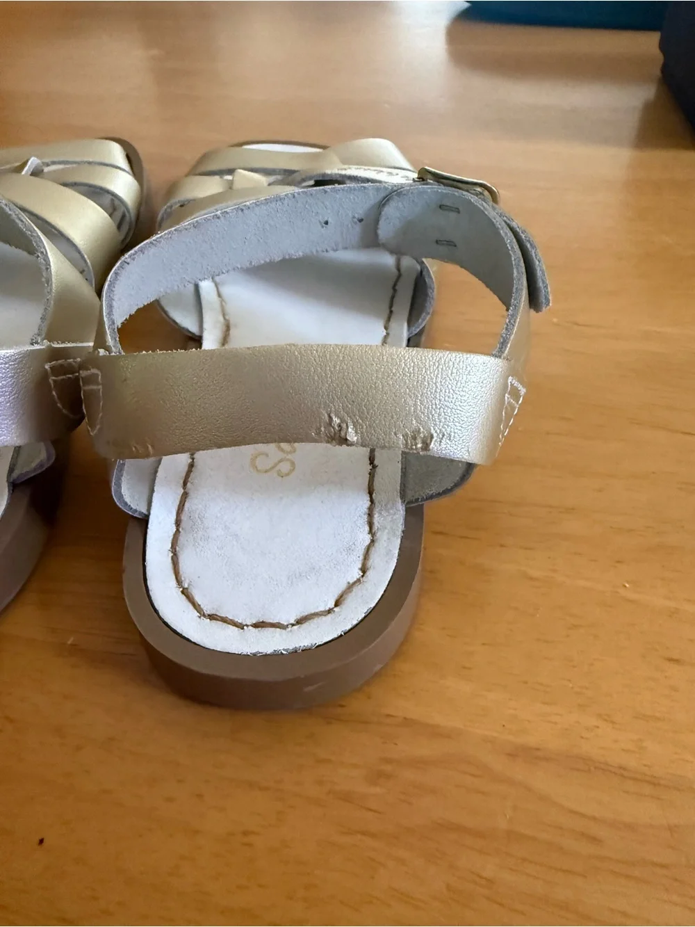 Girls Metallic Gold Knot-Saltwater Sandals